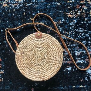 Circle purse rattan